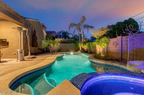 7822 16th Dr, Phoenix, AZ 85021-7919