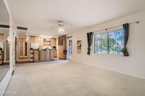 12821 31st St, Phoenix AZ 85008-1127 exterior