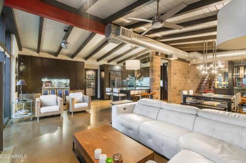 4028 45th St, Phoenix AZ 85044-6060 exterior