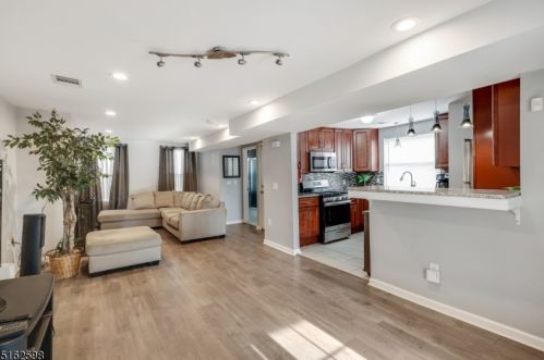 133 Main St, Belleville NJ 07109-3120 exterior