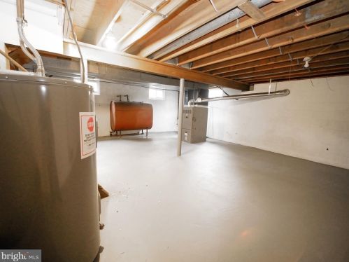 145 Crown Point Rd, West Deptford NJ  08093-1131 exterior