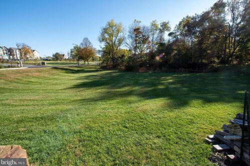 6605 Windsor Ct, Columbia MD 21044-4102 exterior