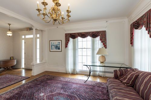 78 Main St, Falmouth MA 02540-3129 exterior