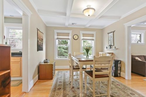 15 Mount Vernon St, Arlington, MA 02476-6126