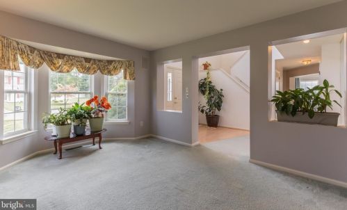 103 Ladds Ln, West Deptford NJ 08093-2319 exterior