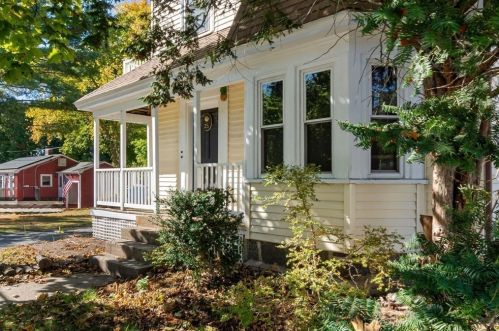 25 Budleigh Ave, Beverly MA 01915-1813 exterior