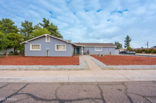 5837 Fairmount Ave, Phoenix, AZ 85031-2417