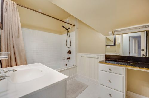 3440 Clinton Ave, Forest View IL 60402-1023 exterior