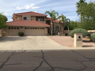 4902 Saddlehorn Rd, Phoenix AZ  85083-2202 exterior