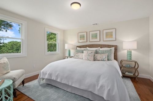 14 Hodgkins Rd, Rockport MA  01966-2004 exterior