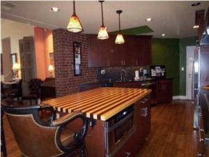 2525 George Rogers Clark Pl, Louisville KY  40206-2505 exterior