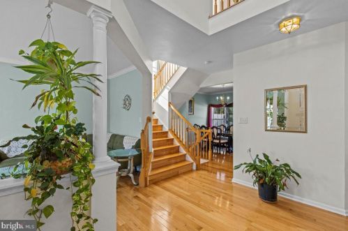 13 Equestrian Dr, Burlington NJ 08016-3065 exterior