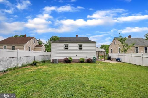 152 Spruce Ave, West Deptford NJ 08093-1118 exterior