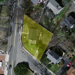 736 Chestnut St, Newton MA 02468-2016 aerial view