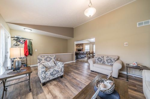 640 Tower Dr, Verona KY 41092-8173 exterior