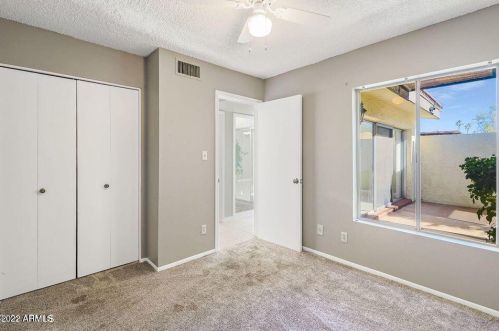 4924 Edgemont Ave, Phoenix AZ  85008-1621 exterior