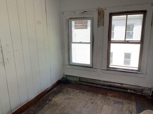 151 Silver Lk St, Royalston MA 01331-1619 exterior