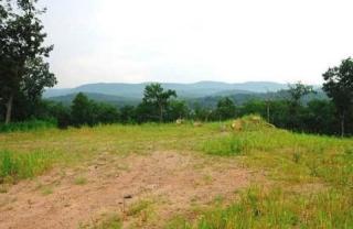 145 Finch Rd, Skyline Lakes, NJ 07456-2427