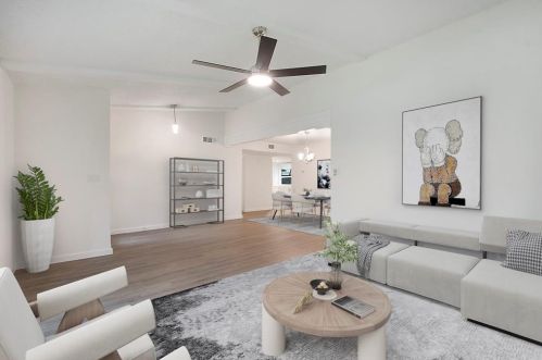 3104 Oak Grove Dr, Plano TX 75074-2946 exterior