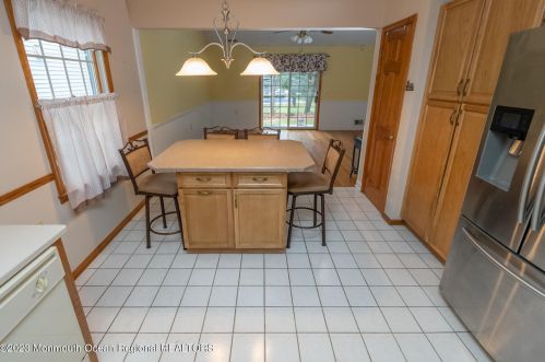 30 Baker Dr, Jackson Twp NJ 08527 exterior