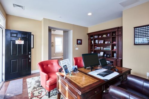 128 Stayner Dr, Hingham, MA 02043-1663