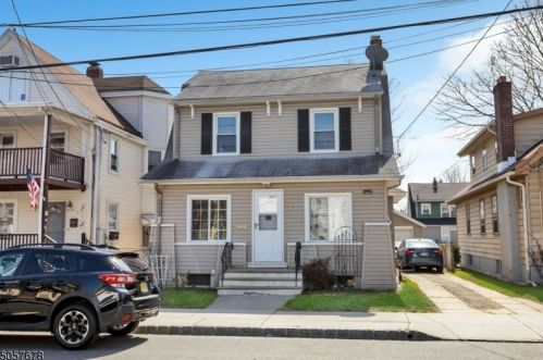 103 Tappan Ave, Belleville, NJ 07109-2661