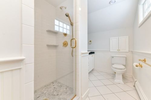 8 Captain Thomson Ln, Hingham MA 02043-3459 exterior