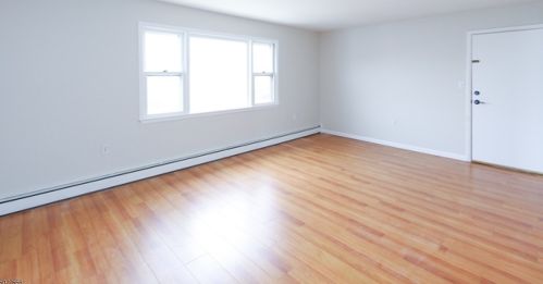 243 Hoyt St, Kearny NJ  07032-3910 exterior