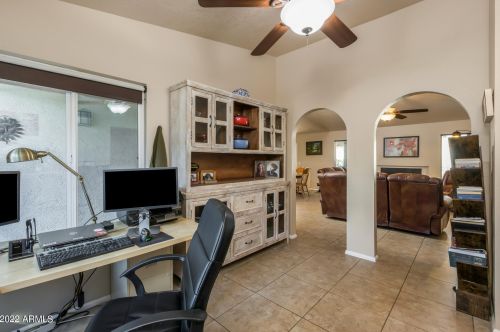 10602 42nd St, Phoenix AZ 85050-3376 exterior