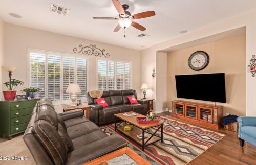 40425 Chase Oaks Way, Phoenix AZ 85086-1888 exterior