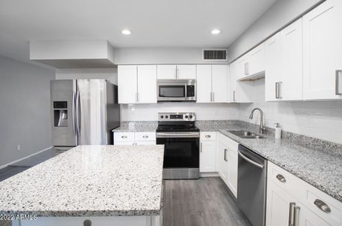 4116 Butler Dr, Phoenix AZ  85051-4650 exterior