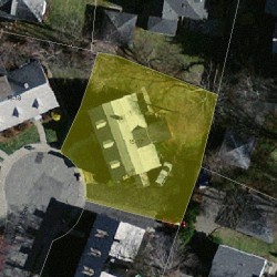 15 Hunnewell Cir, Newton MA 02458-2218 aerial view