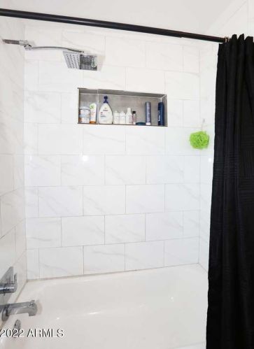 2727 Atlanta Ave, Phoenix AZ 85040-2710 exterior