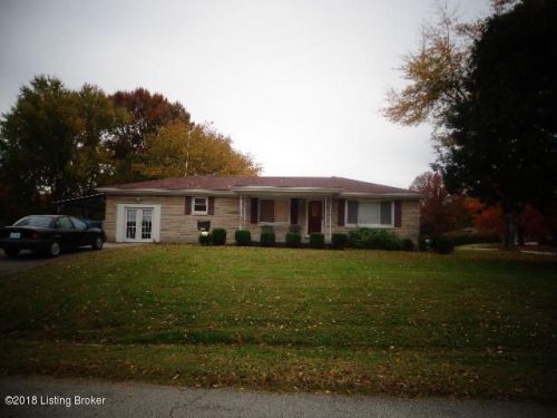 5500 Jessamine Ln, Louisville KY  40258-2334 exterior