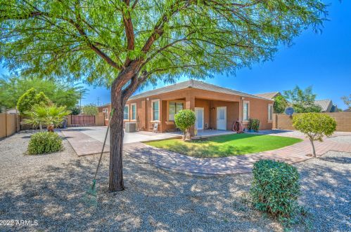 4217 73 Dr, Phoenix AZ 85033-2512 exterior