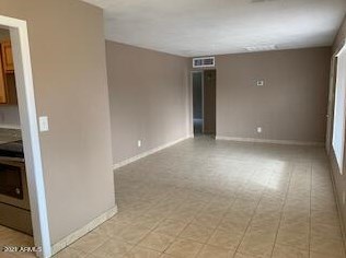 2808 Bethany Home Rd, Phoenix AZ 85015-2441 exterior