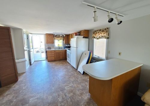 25 Northern Blvd, Newbury MA  01951-1940 exterior