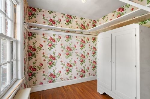 68 Washington St, Newton MA 02458-1726 exterior