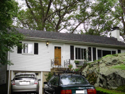 100 Clearwater Rd, Newton, MA 02462-1106
