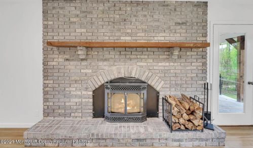 1120 Farmingdale Rd, Jackson Twp NJ  08527-1380 exterior