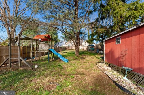 64 Route 156, Trenton NJ  08620-2708 exterior