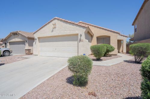 6715 35th Dr, Phoenix AZ  85041-5006 exterior