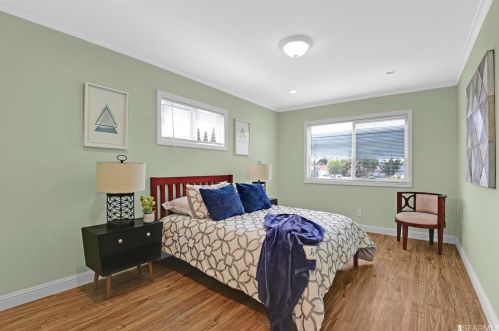 1552 Rake Ct, San Leandro CA  94578-1852 exterior