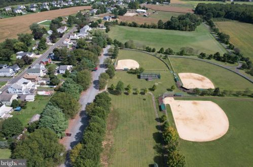 24854 Main St, Columbus NJ 08022-1339 exterior