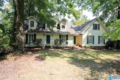 831 Cable Dr, Birmingham, AL 35226-1806