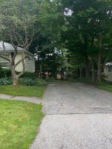 26 Scenic Dr, Worcester MA 01602-2224 exterior