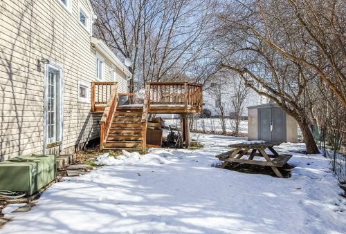 14 Selwyn Rd, Newton MA 02461-2142 exterior