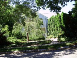 134 Hanson Rd, Newton, MA 02459-3646