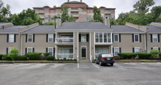 410 Mockingbird Valley Rd, Louisville KY  40207-1318 exterior