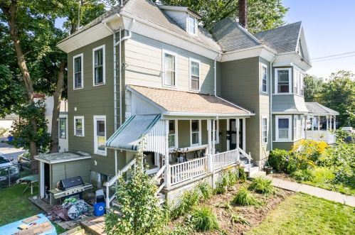 73 Tremont St, Taunton MA 02780-3083 exterior